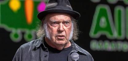 Amazon, Jeff Bezos und Donald Trump: Neil Young will nichts mehr mit Amazon zu tun haben und schenkt sein Werk allen Grönländern