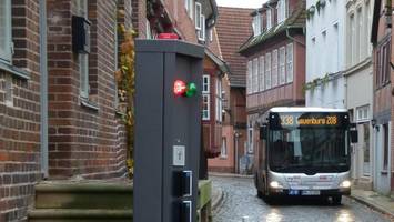 sparzwang: buslinien im hamburger umland kommen auf den prüfstand