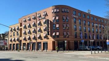 revo-hotelkette insolvent: was das für die häuser in bergedorf bedeutet