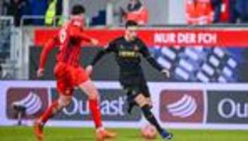 Fußball-Bundesliga: Trainer Kwasniok: Der Hype schadet El Mala