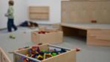 Kinderbetreuung: Vielen Kitas in Hessen fehlen Fachkräfte für gute Betreuung
