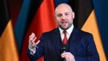 Landtagswahl 2026: AfD-Spitzenkandidat fordert mehr Disziplin im Schulalltag