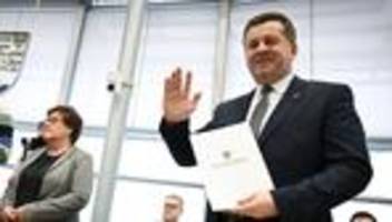 landtagswahl in sachsen-anhalt: schulze will gegen die afd mit dem wahren leben punkten