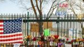 US-Bürger erschossen: Bericht: Zwei Beamte feuerten Schüsse in Minneapolis ab