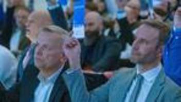 Vor Landtagswahl im September: AfD nimmt Umfrageergebnis mit Gelassenheit