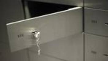 Wilhelmshaven: Schließfächer in Bank aufgebrochen – Polizei sucht Zeugen