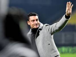 berichte über verhandlungen: eintracht frankfurt setzt offenbar auf trainer-Überraschung