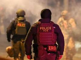 kalkulierte inkompetenz: das einstellungsverfahren der ice-agenten ist beunruhigend