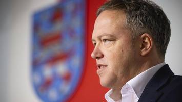 Thüringer Ministerpräsident Mario Voigt soll Doktortitel verlieren