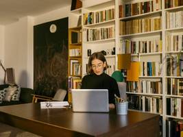 arbeitswelt: warum über das home-office so erbittert gestritten wird