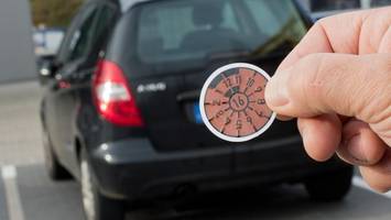 Online-Zulassung: Nutzerzahlen steigen explosionsartig um 240 Prozent an