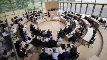 Schleswig-Holstein: Politik verurteilt antisemitischen Angriff auf Mahnmal scharf