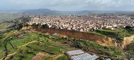 erdrutsch auf sizilien: „die stadt droht in die tiefe zu stürzen“