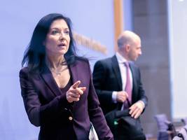 Arbeitszeit: Die Deutschen könnten auch mit weniger Stunden den Wohlstand steigern