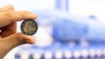 gedenkmünzen vorgestellt: klimahaus bremerhaven ziert jetzt zwei-euro-münzen