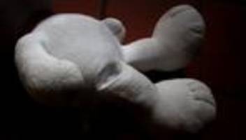 Kriminalität: Baby geschüttelt - Vater wegen Körperverletzung verurteilt