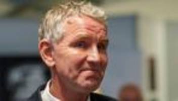 nach entzug der doktorwürde: konstruktives misstrauensvotum: höcke tritt gegen voigt an