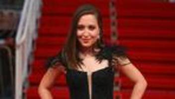 Pop trifft Sagenstoff: Alice Merton bei den Nibelungen: Spannende Herausforderung