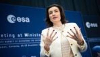 Raumfahrt: Bär träumt vom Mondflug und sieht Chancen für die Wirtschaft