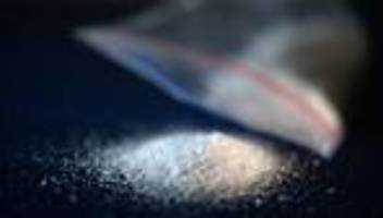 Razzia in Grenzregion Liberec: Crystal Meth: Tschechische Polizei hebt Schleuserbande aus