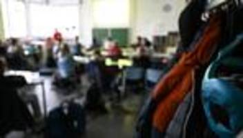 Statistik: Gesamtschülerzahl sinkt – Anteil ausländischer Kinder steigt