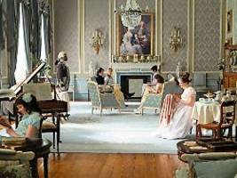 das kochbuch zur kultserie: zu gast in der welt von bridgerton