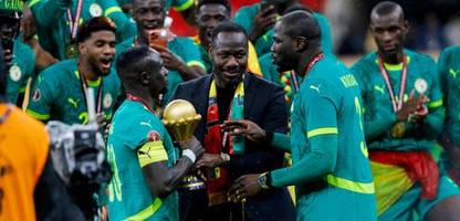 afrika-cup: senegals trainer nach chaos-finale für fünf spiele gesperrt