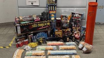 11 kilo sprengstoff auf lager: 21-jähriger von urteil überrascht