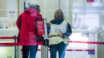 panne beim ticketkauf: bahnkundin zahlt fast 800 euro drauf