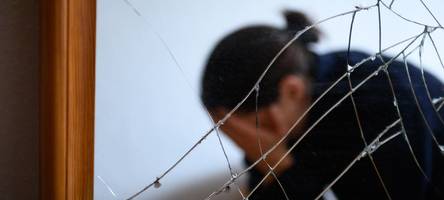 Mann muss nach Vergewaltigung von früherer Partnerin jahrelang in Haft