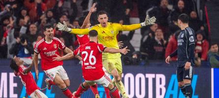 ein torwart, ein zynischer pragmatiker und der zauber des fußballs