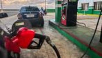 Kuba: Donald Trump droht Kubas Öllieferanten mit Zöllen