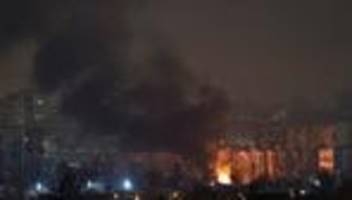 Lage in der Ukraine: Fast vier Jahre Krieg, fast eine Feuerpause, fast Frieden