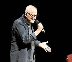 es tut mir unendlich leid: konstantin wecker sagt wegen nervenschäden alle konzerte ab