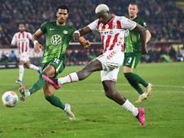 köln verschärft tabellensorgen: wolfsburg verliert nach disziplin-vorfall auch noch ein bundesligaspiel