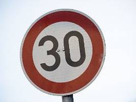 Urteil aus dem Verkehrsrecht : Nicht jede hohe Tempoüberschreitung ist Vorsatz