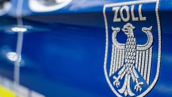 Einsatz gegen Schwarzarbeit: Zoll stößt auf Unterkunft voller Ungeziefer