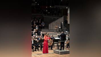 Philharmoniker spielen eine Musik des Rausches und der Ekstase