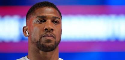 Anthony Joshua verabschiedet sich von seinen verstorbenen Freunden