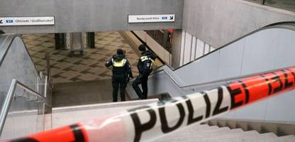 hamburg-wandsbek: mann reißt frau mit sich vor u-bahn – braucht es mehr sicherheit?