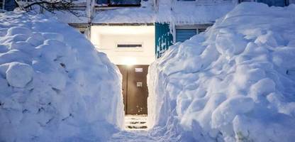 Kamtschatka: Jahrhundert-Winter bringt meterhohen Schnee