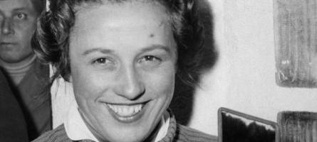 Wie sollen die Trainingsanzüge aussehen? Als zwei deutsche Mannschaften in Cortina antraten