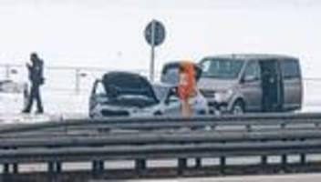 Auf der Autobahn: Mutmaßlicher Sprengstofffund - Ermittlungen gehen weiter