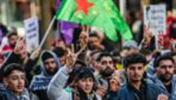 Konflikt in Syrien: So lief die pro-kurdische Demonstration in Stuttgart ab
