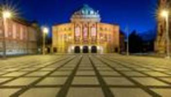 Oper Chemnitz: Notfall bei Premiere - Opernsänger muss ins Krankenhaus