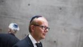 Spender ermöglichen Ankauf: Nach abgesagter Auktion: 428 Holocaust-Zeugnisse in Warschau