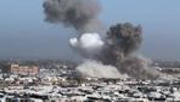 Gazastreifen: Tote bei israelischen Luftangriffen – Kritik aus Ägypten und Katar