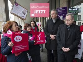 katholische kirche: „es brennt die hütte, wir haben die zeit nicht mehr“
