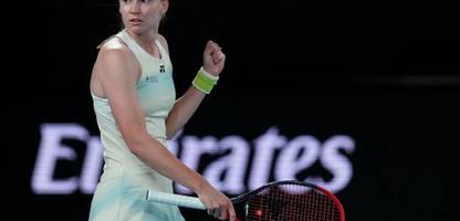 australian open: jelena rybakina besiegt aryna sabalenka und gewinnt erstmals den titel