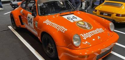 Oldtimer in der Krise: Zerstört die GenZ das Garagengold? Bericht von der Retromobile in Paris